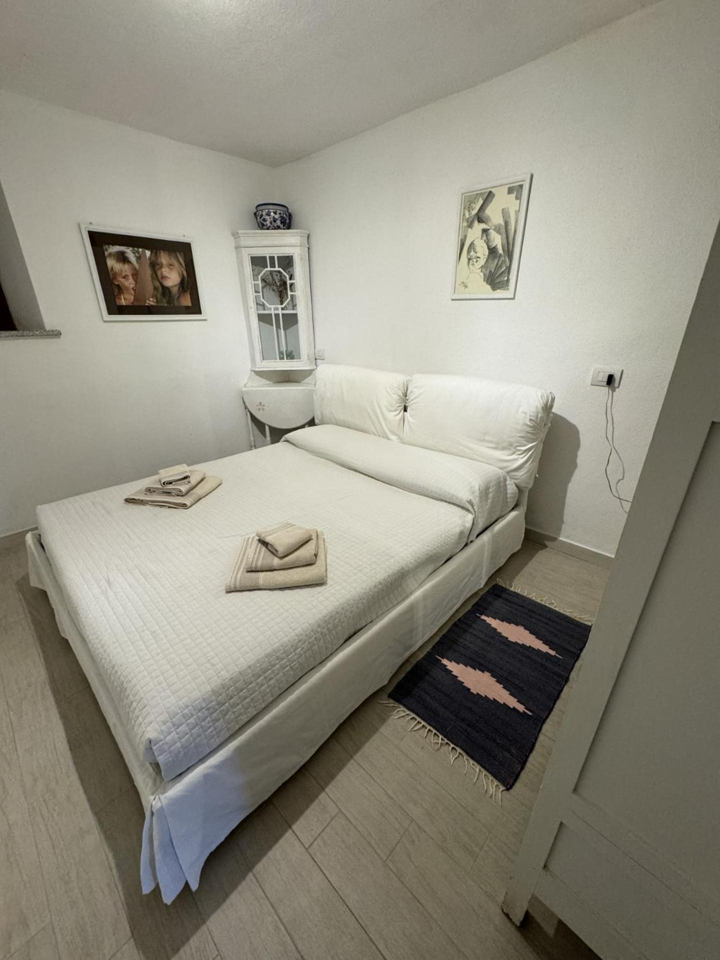 Blue Portrait House Apartment Golfo Aranci Luaran gambar